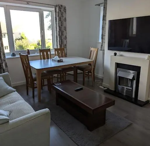 Lovely 3-bed Flat Apartment Edinburgh