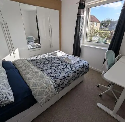 Lovely 3-bed Flat