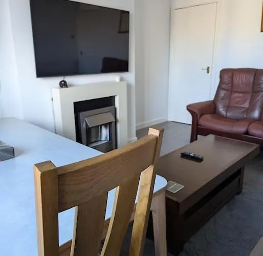 公寓 Lovely 3-bed Flat