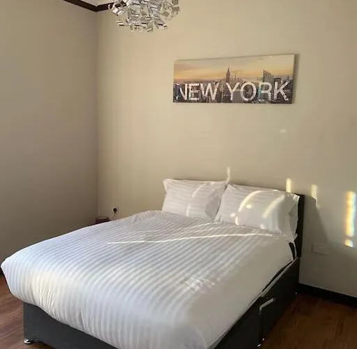 Appartement One Bedroom In Gorgie With New Heating System *