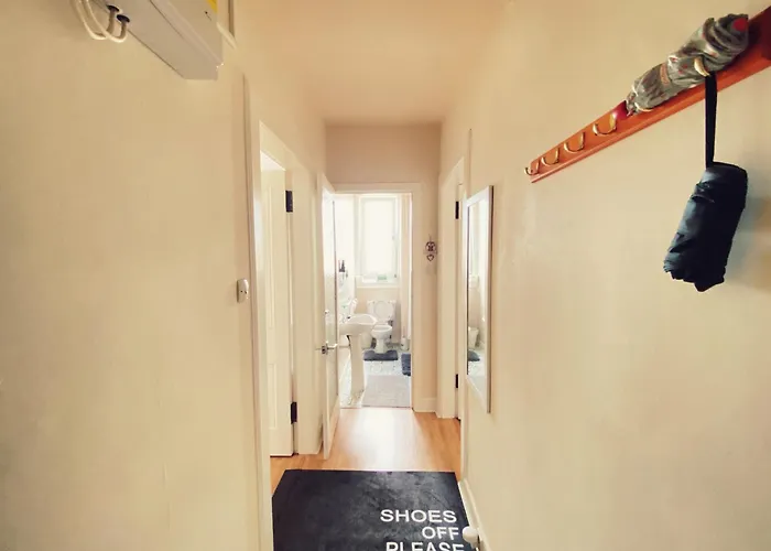 Meadowbank 1-bedroom Flat