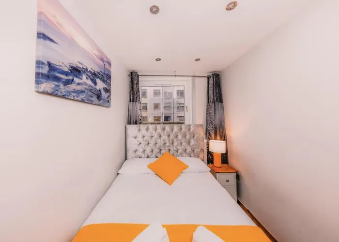 Superb Luxury By Canal - Central شقة