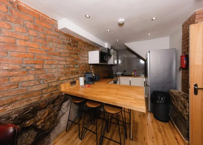 Superb Luxury By Canal - Central אדינבורו