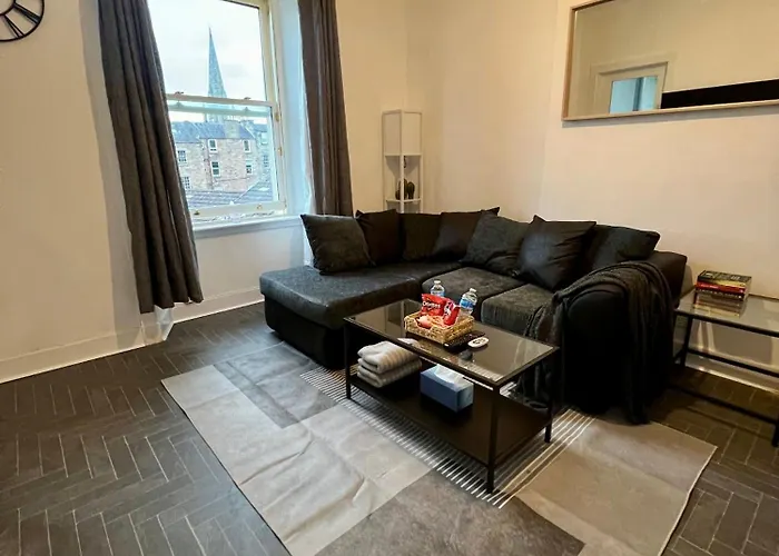 2 Bed Flat In *