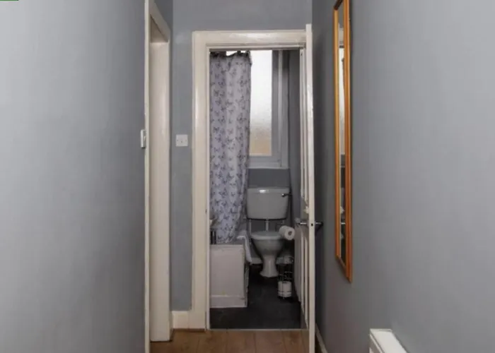 Cozy - Leith