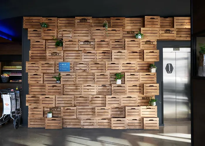 Hotel Moxy Fountainbridge 4*