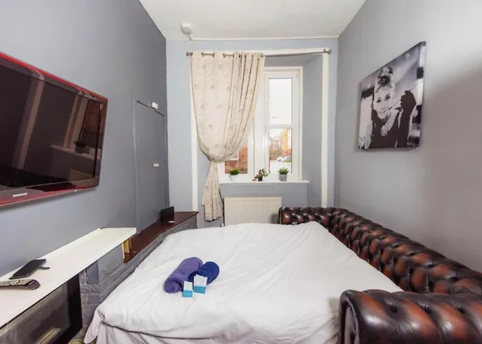 Warm By Holyrood Palace! Daire Edinburgh