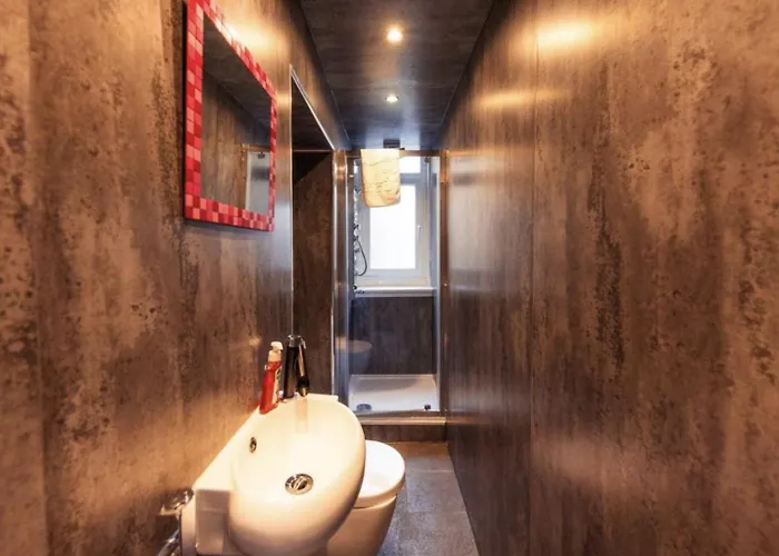 شقة Warm By Holyrood Palace!