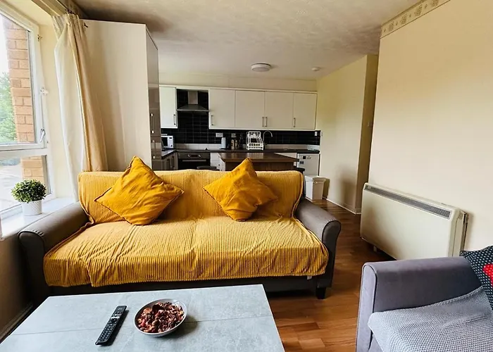 Two Bedrooms With Free Parking