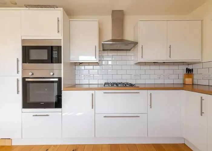 Arthur's Seat Nest *