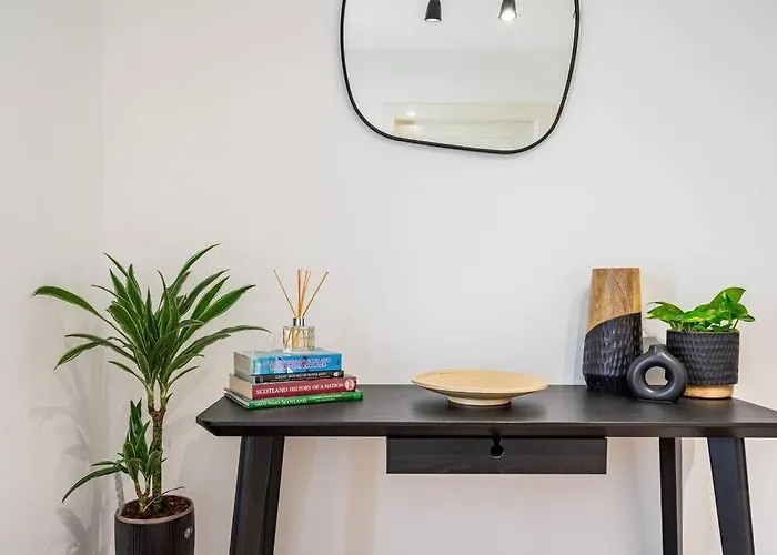 Apartmán Bright, Modern 2 Bedroom House With Free Parking! Edinburgh