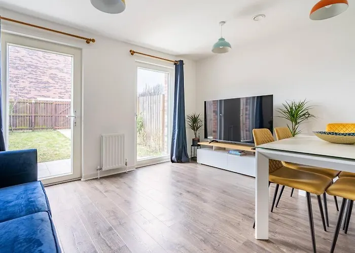 Apartmán Bright, Modern 2 Bedroom House With Free Parking! Edinburgh