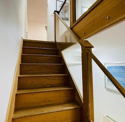 Close To Holyrood And Arthur Seat, Beautiful Scenic Views