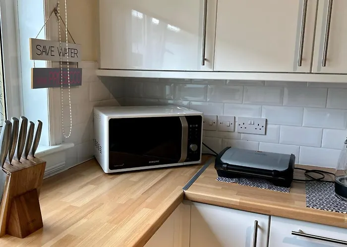 The Red Door, Two-bedrooms * إدنبرة