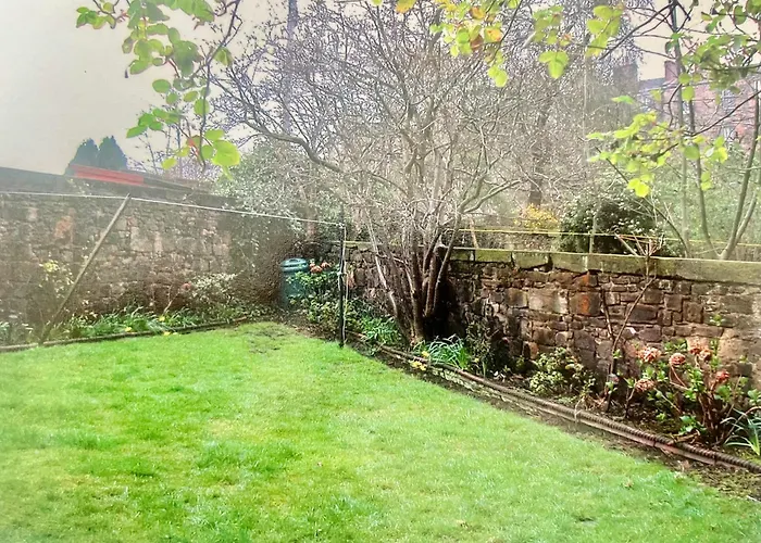 Spacious New Town Garden Flat Apartment Edinburgh