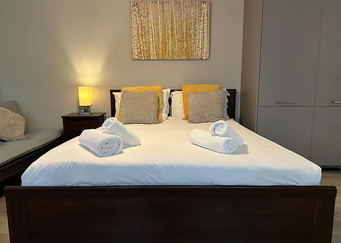 The Bristo Square * Edinburgh