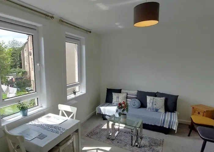 بيت ضيافة Comfortable Double Room, Great Transport To City Centre And Airport, 5 Mins To Beach, Great Value 3*