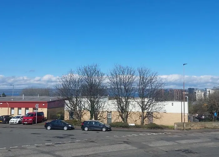 Lovely Rooms, Great Transport, Airport Bus, 5 Mins To Beach, Great Value Penzion Edinburgh