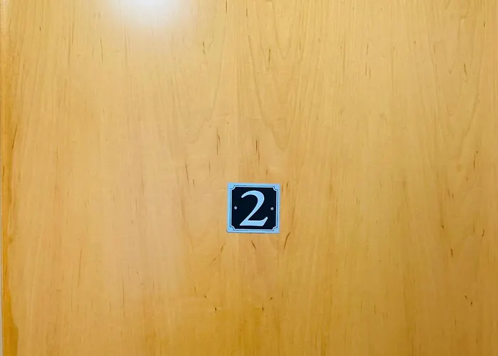 公寓 Fabulous 1bed 1bath Ground Floor Shared ,only Double