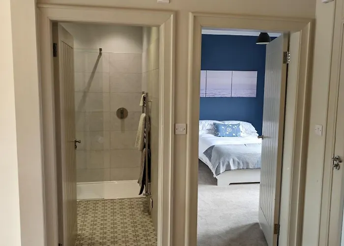 Beautiful Double Homeshare Great Location * Эдинбург