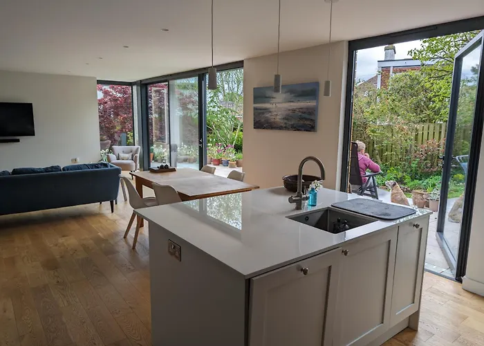 Beautiful Double Homeshare Great Location