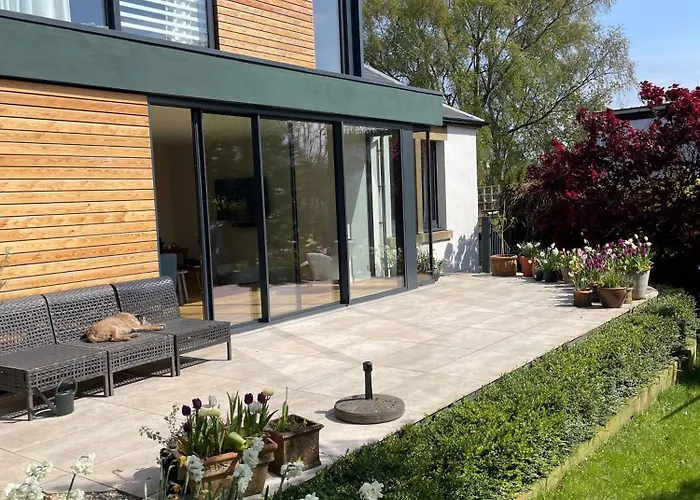Beautiful Double Homeshare Great Location 홈스테이 *