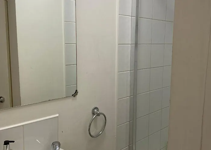 Cute 1 Bedroom Retreat In Beautiful Stockbridge * אדינבורו