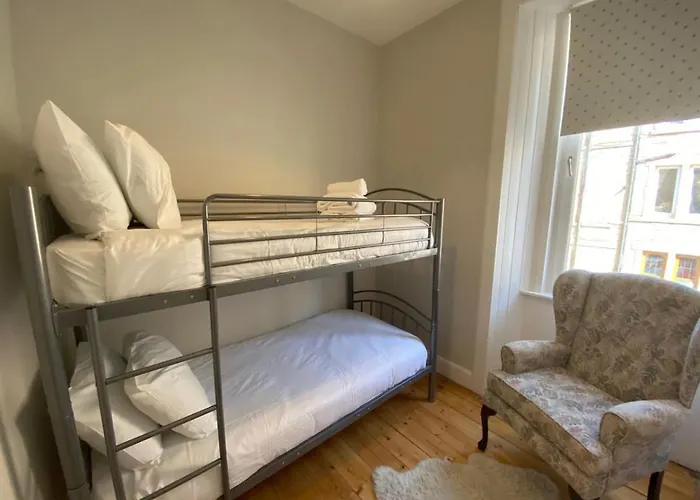 Gorgeous 2 Bed, Apartamento Edimburgo