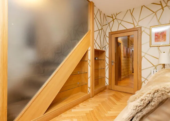 Argyl - 4 Bed On York Place, New Town Апартаменты Эдинбург