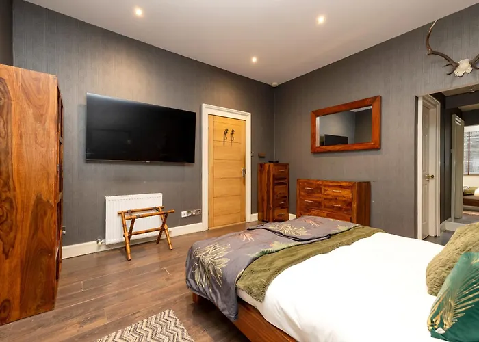 Argyl - 4 Bed On York Place, New Town Апартаменты Эдинбург