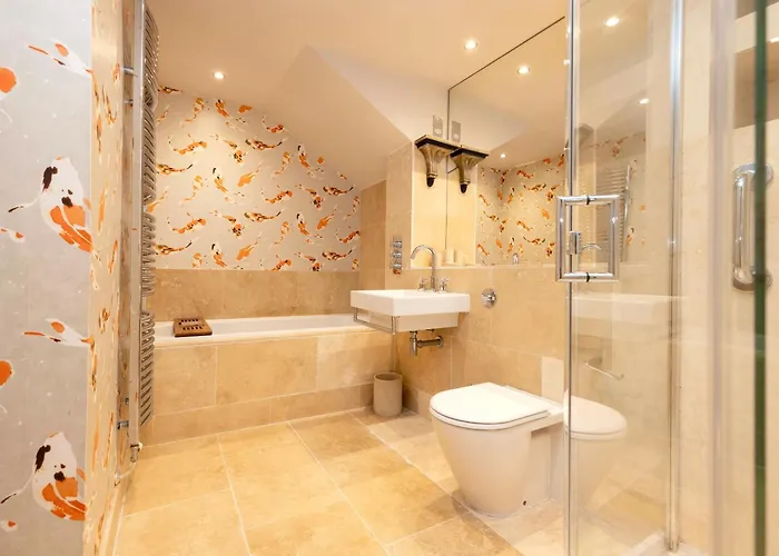 Argyl - 4 Bed On York Place, New Town Эдинбург