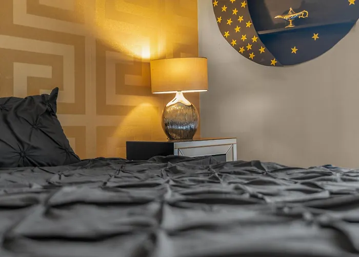 Cosy, Stylish Bedroom For Business And Work Travellers