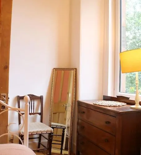 Seaside Historic Apartment