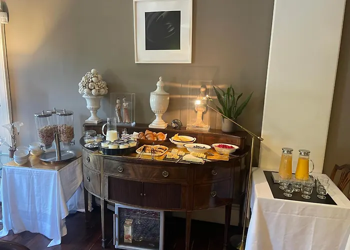 Six Brunton Place 5* Edinburgh