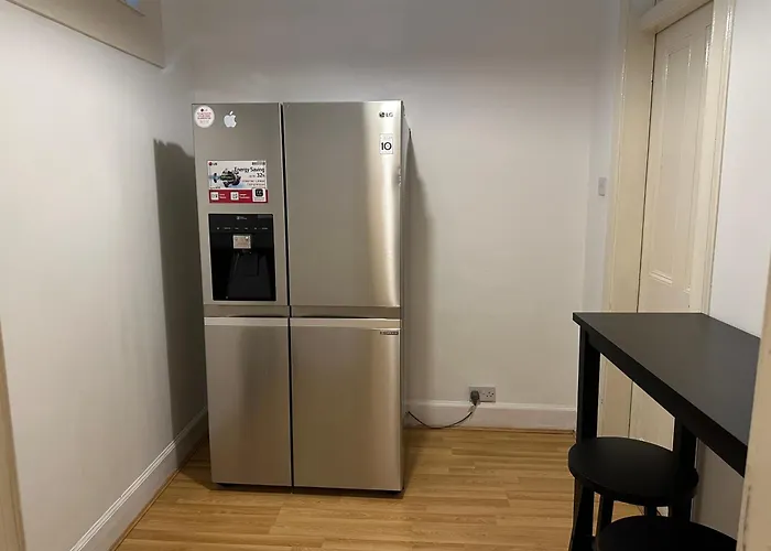 Lochrin Buildings Two Bed Edinburgh