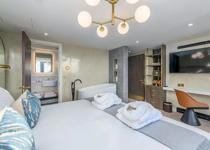 Apart Otel Righ Residences - George Street 4*