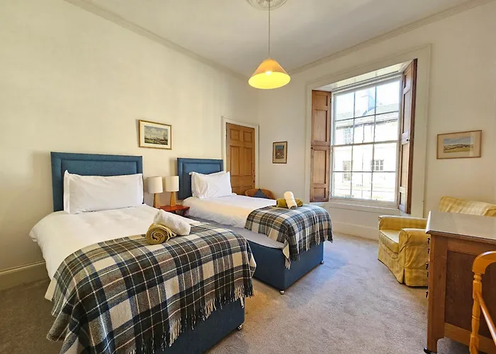 Unique New Town Near Princes Street Apartment Edinburgh