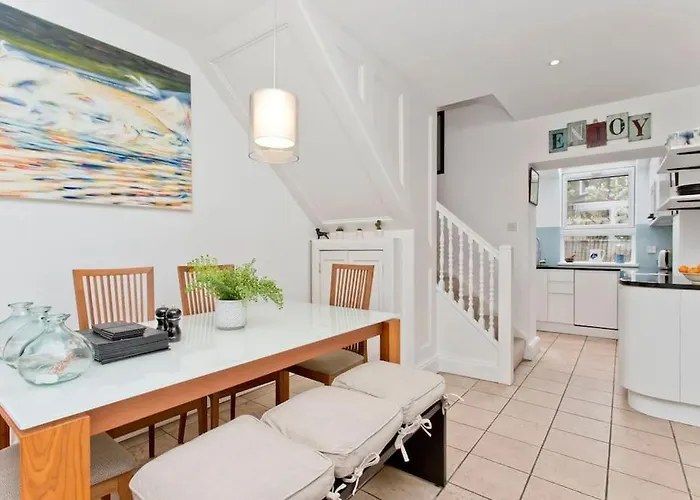 דירה Stylish Murrayfield Sanctuary