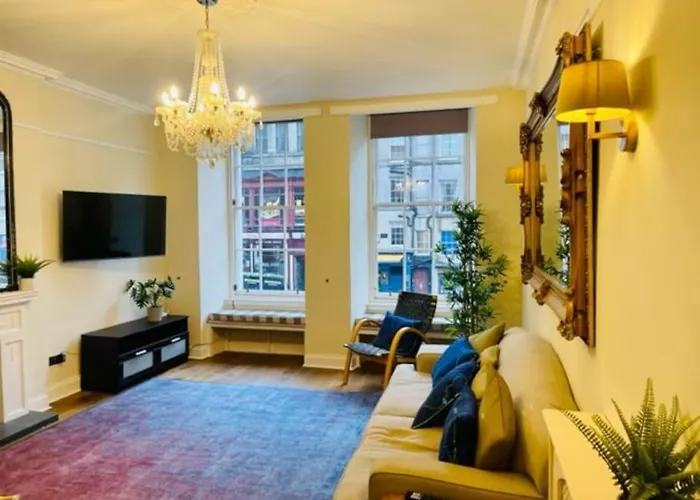 Stunning Royal Mile 2 Bedroom 爱丁堡