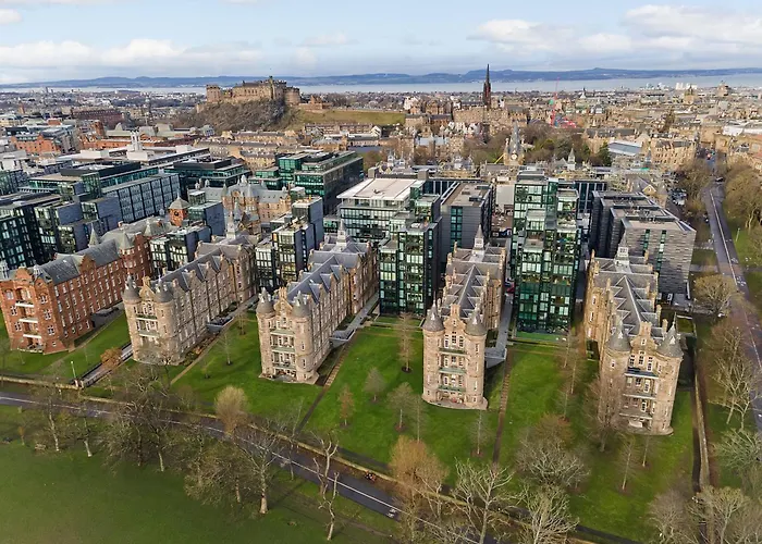 Executive Quartermile Near To Castle University With Park View * Edinburgh