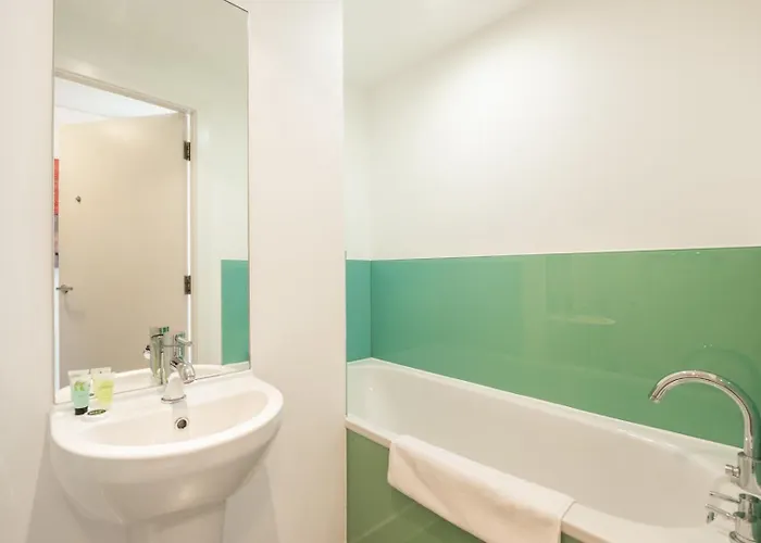 Guestready - Modern Near Craigmillar Area *