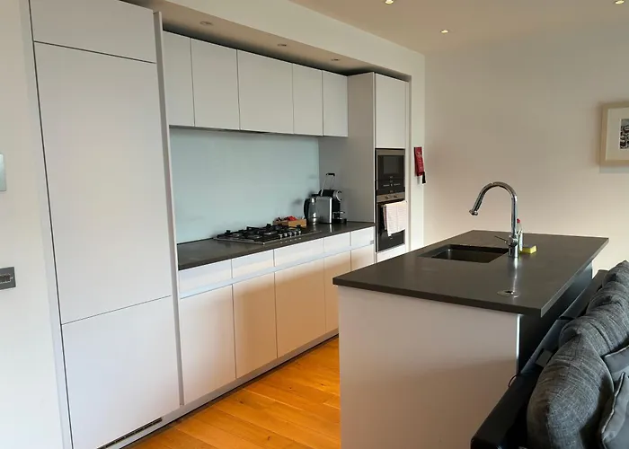 Executive Quartermile Near To Castle University With Park View Daire