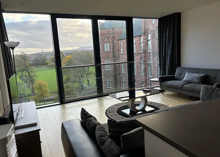 Executive Quartermile Near To Castle University With Park View Daire
