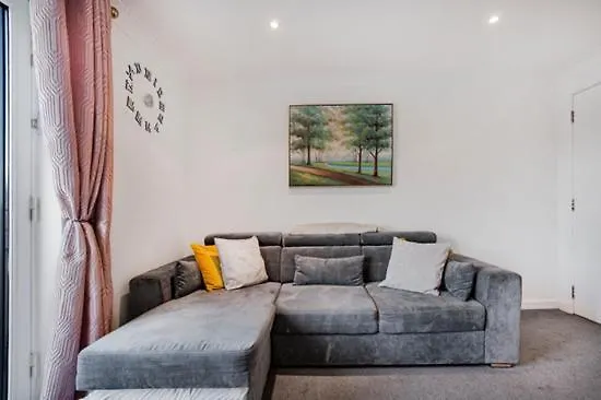 Pass The Keys Cosy Flat * אדינבורו