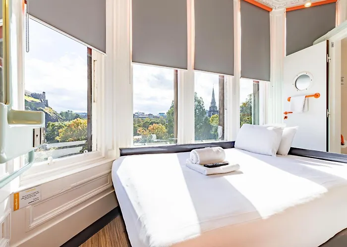 Easyhotel