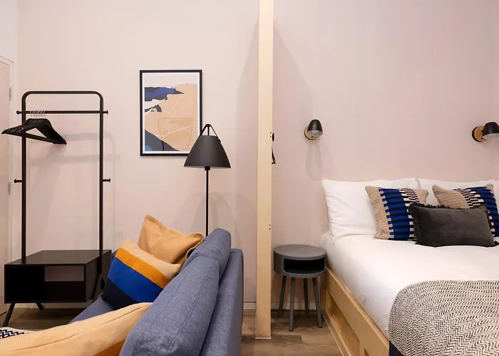 Argyl - Abbey Gate Near Holyrood * Edinburgh