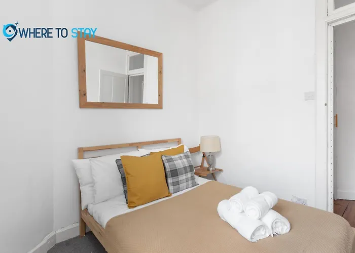 Apartment 2 Bed - 7 Min Walk Train Station
