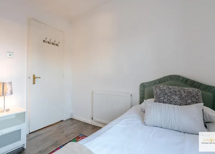 Fab Centre Flat *