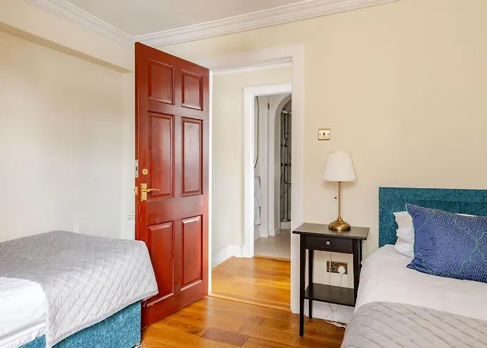 Stunning Royal Mile 2 Bedroom 아파트 에든버러