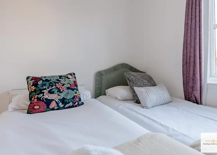 Fab Centre Flat דירה *